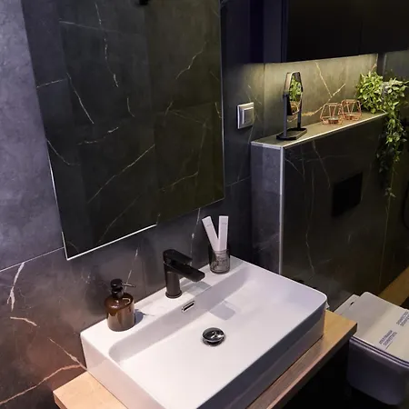 The Skyline פלורינה